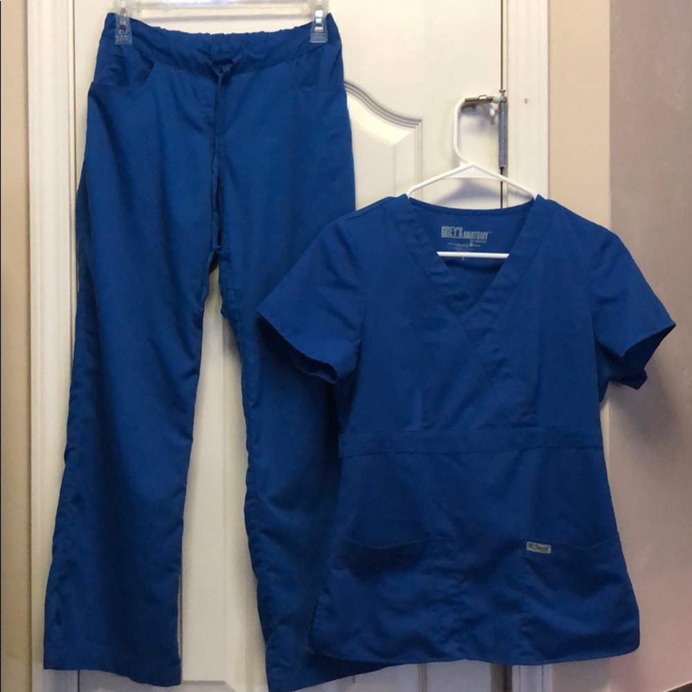 Royal blue Grey’s Anatomy scrubs